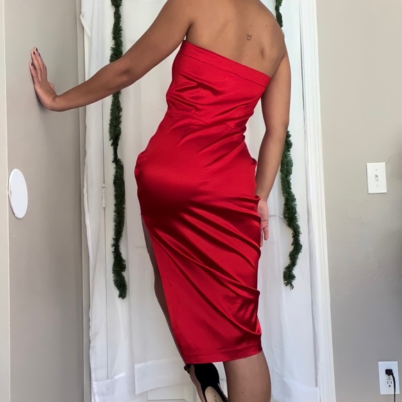 SOLD โ Lux Vintage Fire Engine Red Satin Strapless Midi Evening Cocktail Dress - Picture 3 of 6